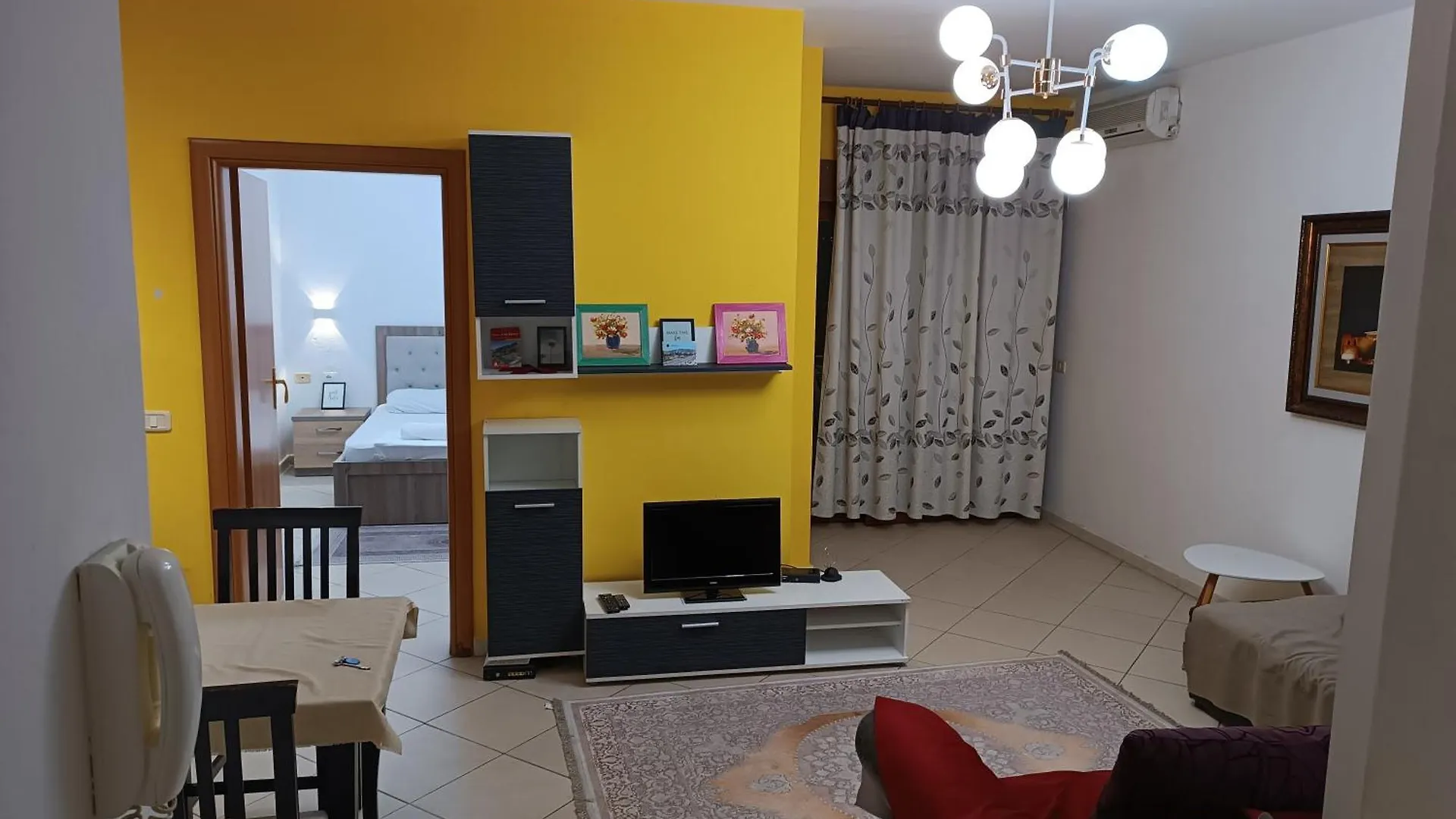 Apartmán Central 1+1 Ap With Balcony Tirana